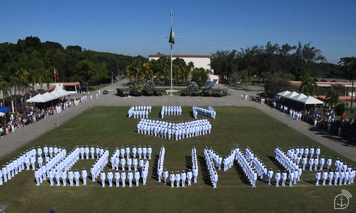 Concursos Marinha 2026: a sua chance de vestir a farda branca e ingressar na carreira naval